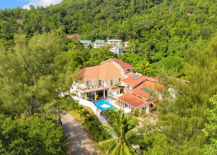 Spacious House With Shared Pool In