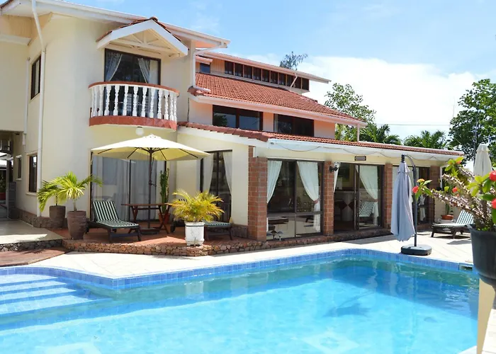 Spacious House With Shared Pool In